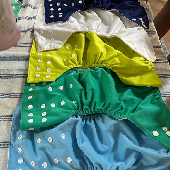 Colorful Cloth Diaper Set - Picture 2 of 4